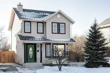 142 Harvest Rose Circle NE Calgary, AB T3K 4M7