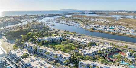 3246 Sparkler Drive Huntington Beach, CA 92649