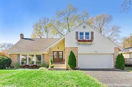 880 Huckleberry Ln Northbrook, IL 60062