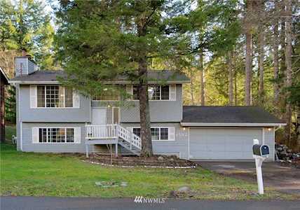 4592 Big Beef Xing NW Bremerton, WA 98312
