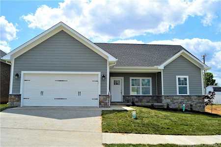 3523 Edgewood Village Dr Jeffersonville, IN 47130