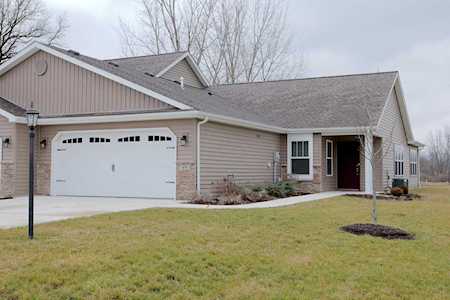 975 Kilsoquah Court #8B Roanoke, IN 46783