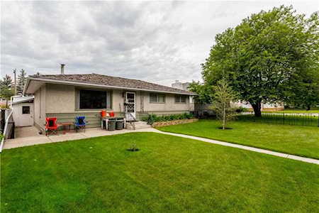 1039 18 Street NE Calgary, AB T2E 4V6