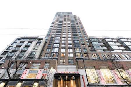 788 Richards Street #806 Vancouver, BC V6B 0C7