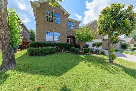 1914 Ainsley Court Corinth, TX 76210