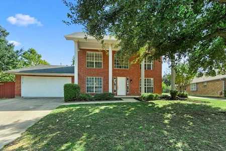 1419 Flamingo Circle Southlake, TX 76092