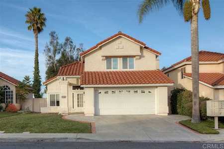 1546 Enchantment Ave Vista, CA 92081