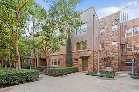 252 E Jeanette Lane Santa Ana, CA 92705