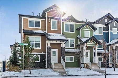 3 Nolan Hill Boulevard NW Calgary, AB T3R 0S5