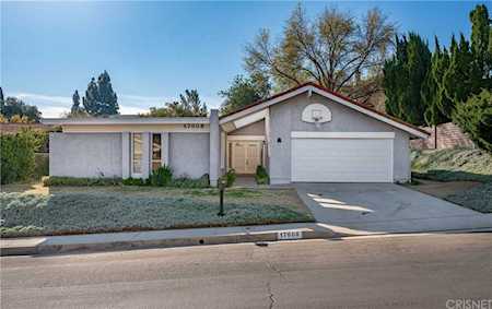 17608 Sidwell Street Granada Hills, CA 91344