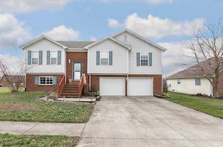 2079 Osprey Cove Dr Shelbyville, KY 40065