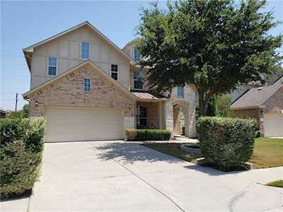 1006 Emory Fields Cv Hutto, TX 78634