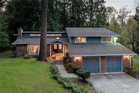 3733 221st Ave SE Sammamish, WA 98075