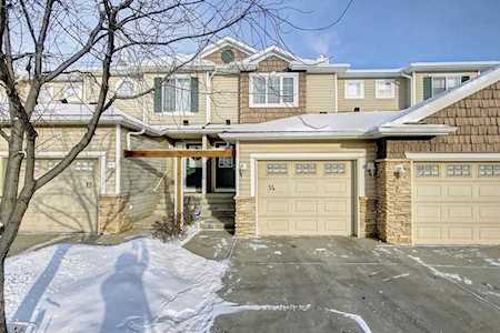 14 Royal Birch Mount NW Calgary, AB T3G 5W9