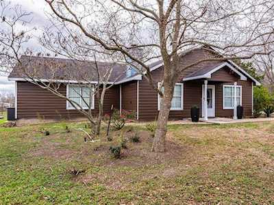 427 Quail Run Buda, TX 78610