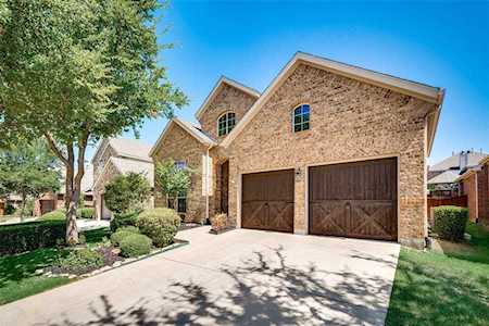 1217 Burnett Drive Lantana, TX 76226