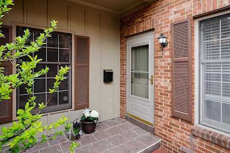 1184 Kenbrook Hills Drive Upper Arlington, OH 43220