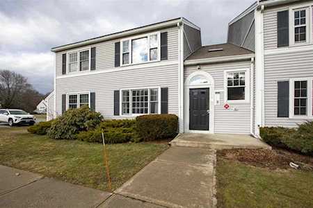 50 Brookside Dr #H5 Exeter, NH 03833