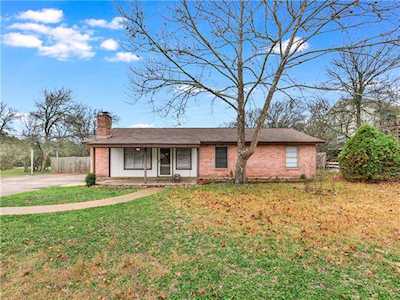 407 Cougar Ave Cedar Park, TX 78613