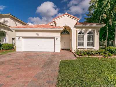 7301 NW 17th Court Pembroke Pines, FL 33024