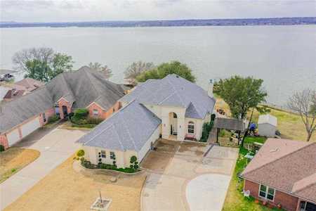 3919 Buena Vista Circle Granbury, TX 76049