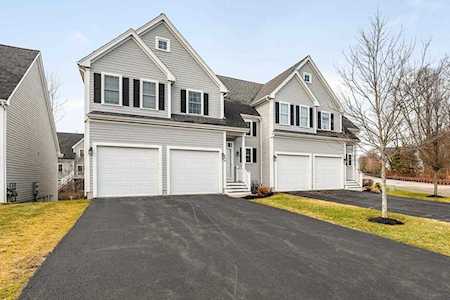 15 Country Candle Ln #15 Northborough, MA 01532