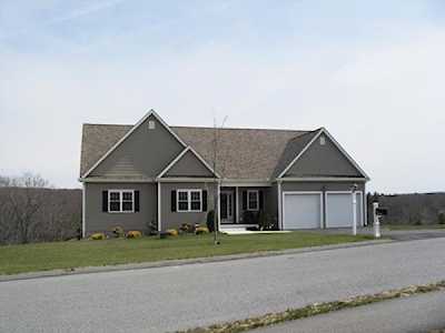 82 Glenside Drive Blackstone, MA 01504