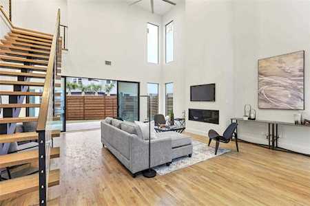 4614 Coles Manor Dallas, TX 75204