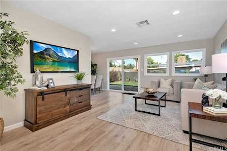 2421 W Valdina Avenue Anaheim, CA 92801