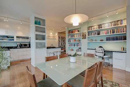 360 W Ocean Boulevard #807 Long Beach, CA 90802