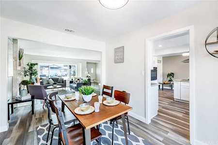 5201 Los Encantos Circle La Palma, CA 90623
