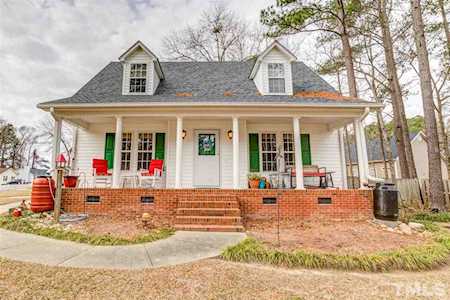 513 Corwood Drive Fuquay Varina, NC 27526