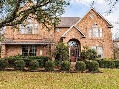 10116 Planters Woods Dr Austin, TX 78730