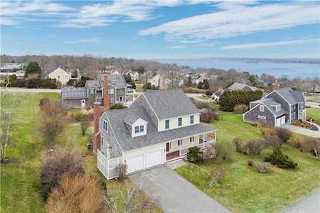 63 Prospect Farm RD Portsmouth, RI 02871