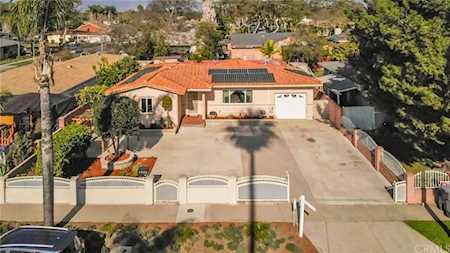 1039 W Saint Andrew Place Santa Ana, CA 92707