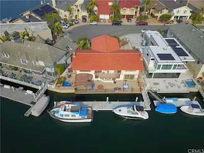 16205 Wayfarer Lane Huntington Beach, CA 92649