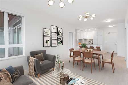 711 W 14th Street #405 North Vancouver, BC V7P 3P2