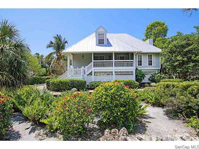 218 Daniel Dr Sanibel, FL 33957