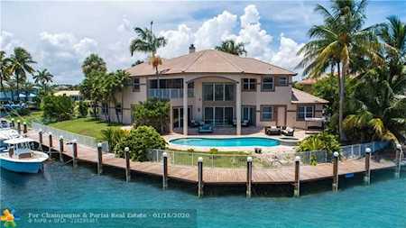 3700 NE 26th Ave Lighthouse Point, FL 33064