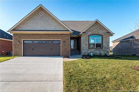 5606 Mimosa Run Jeffersonville, IN 47130