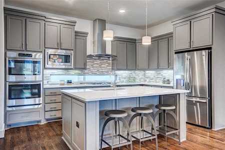 8272 Laflin Lane Dallas, TX 75231