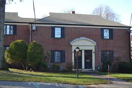 81 Pierce Rd #226 Watertown, MA 02472