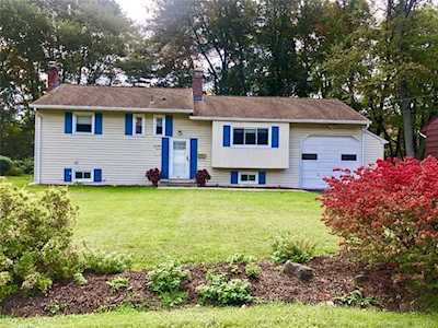 77 Beechwood Road West Hartford, CT 06107