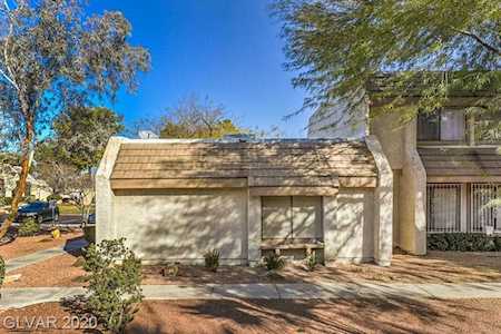 3297 Fairview Ln Las Vegas, NV 89121