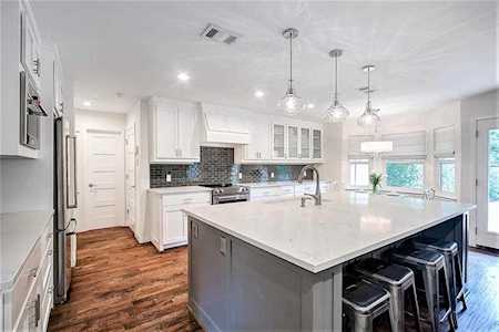 13694 Peyton Drive Dallas, TX 75240
