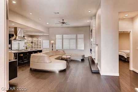 11119 River Hills Ln Las Vegas, NV 89135