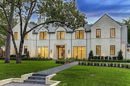 10915 Wickline Dr Hunters Creek Village, TX 77024