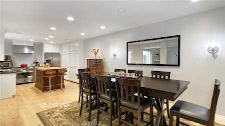 386 Sunrise Circle Costa Mesa, CA 92627