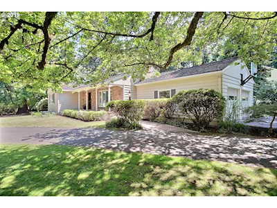 99 SW Midvale Rd Portland, OR 97219