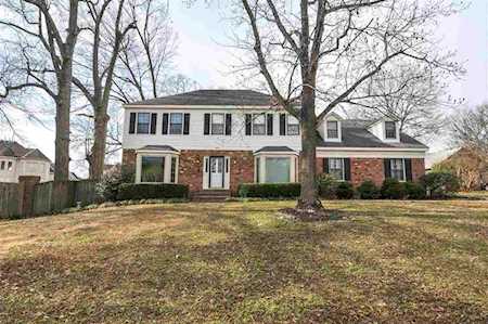 3009 Cross Country Dr Germantown, TN 38138